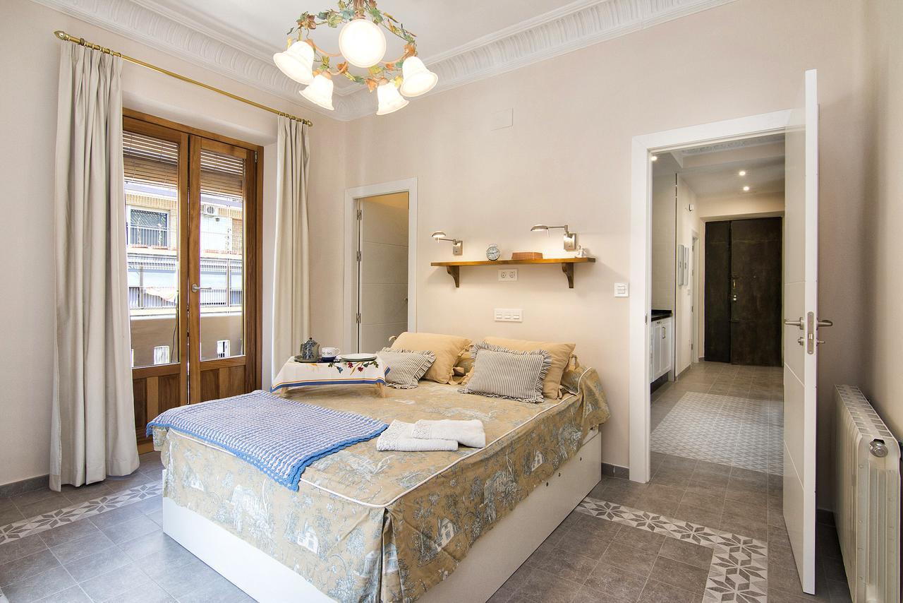 Bright & Elegant Centre 3 Bedroom Appartement Granada