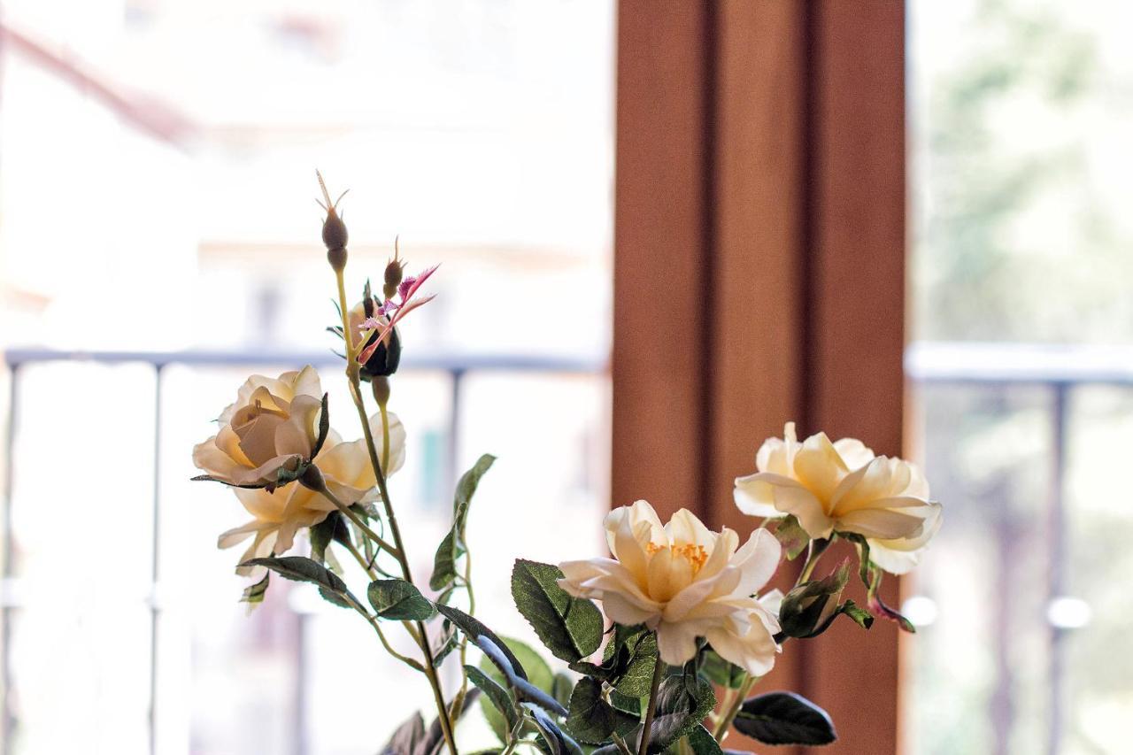 Bright & Elegant Centre 3 Bedroom Appartement