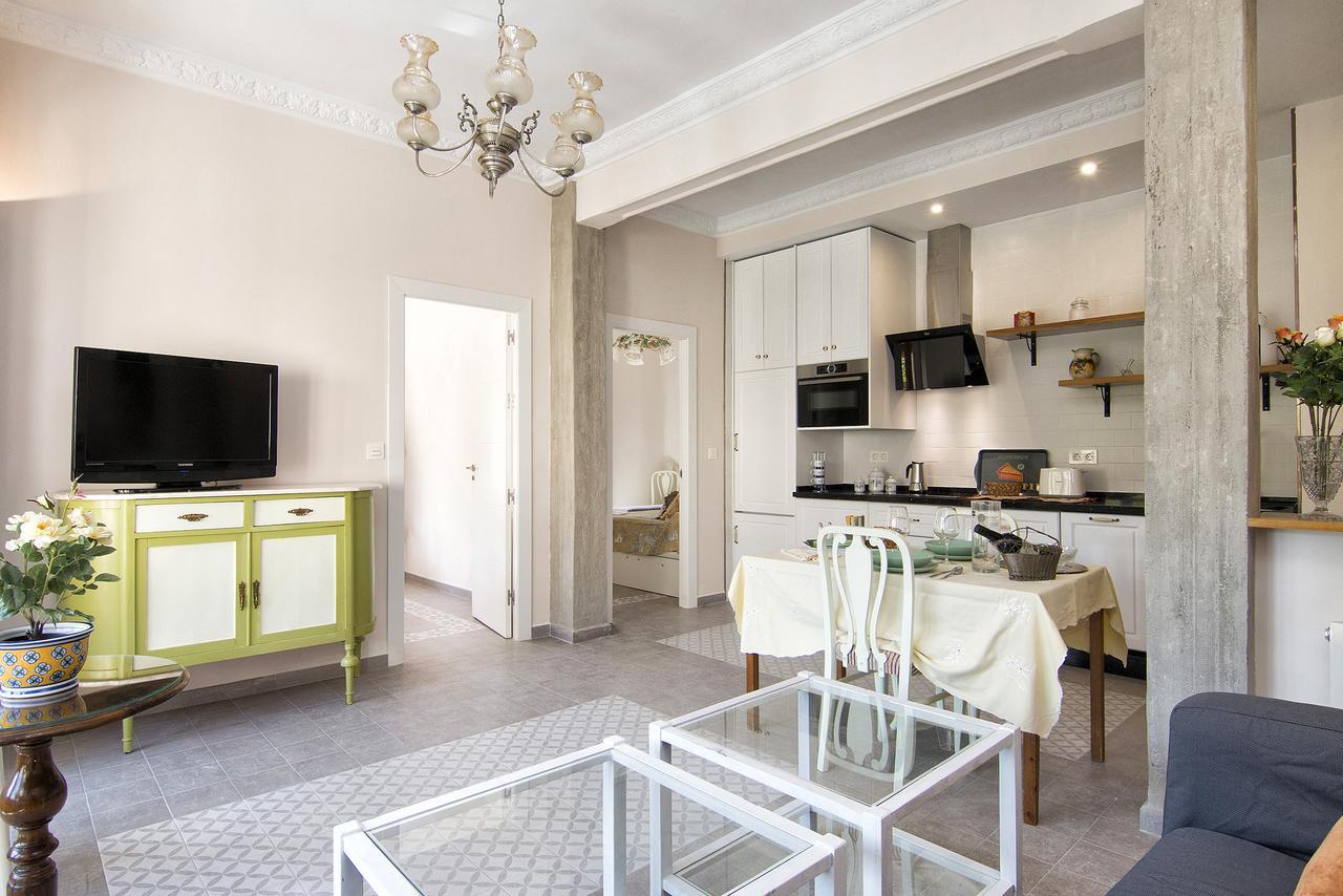 Bright & Elegant Centre 3 Bedroom Appartement