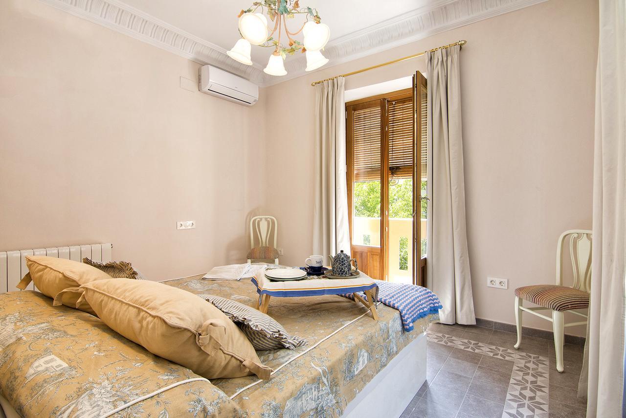Bright & Elegant Centre 3 Bedroom Appartement